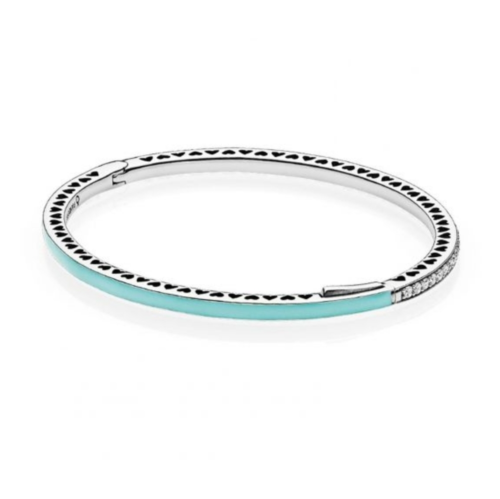 ISO Pandora 'Radiant Hearts' Bangle MINT colored